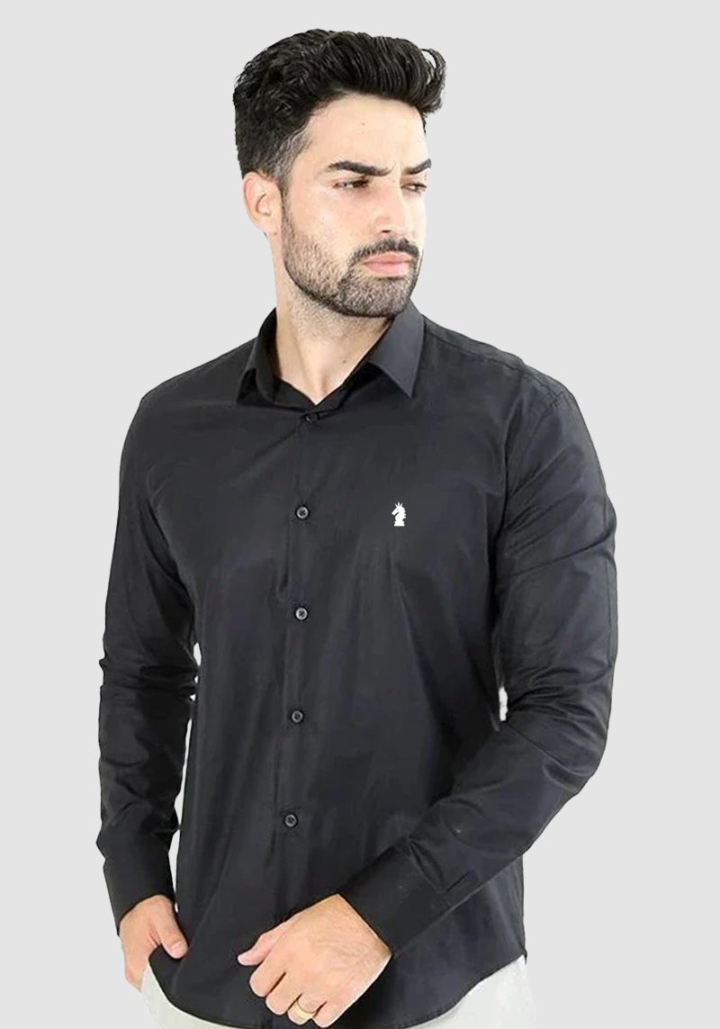 Camisa Slim Fit Básica